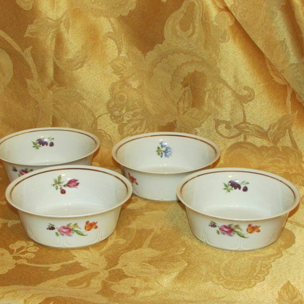 Porcelain Floral Dessert Bowls in White with Gold Rim GDR